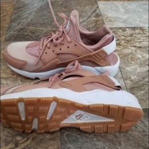 Nike Dusted Clay Air Huarache